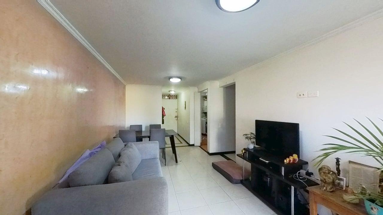 VENTA DE APARTAMENTO EN ENGATIVÁ CON PARQUEADERO CERCA AL CENTRO EMPRESARIAL PUNTO 72, PORTALES DE SAN ANTONIO. - Imagen 2