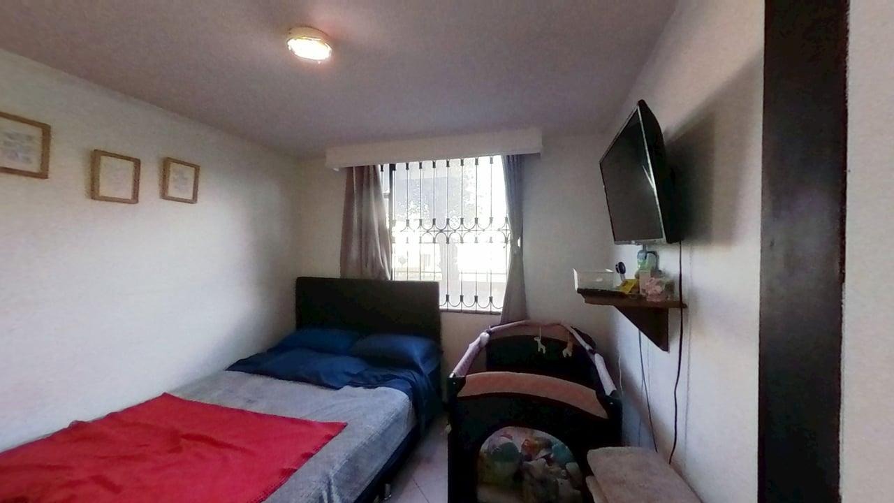 VENTA DE APARTAMENTO EN ENGATIVÁ CON PARQUEADERO CERCA AL CENTRO EMPRESARIAL PUNTO 72, PORTALES DE SAN ANTONIO. - Imagen 4