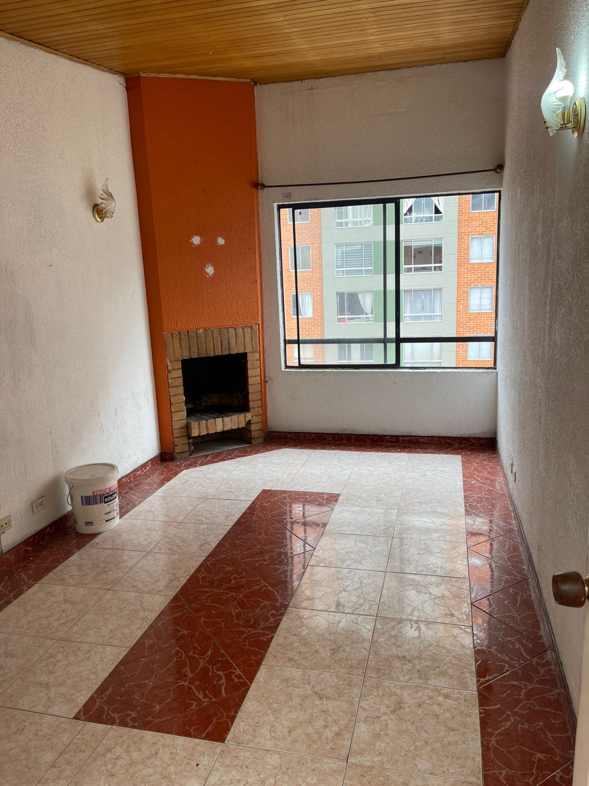 VENDO APARTAMENTO EN SUBA, CONJUNTO RESIDENCIAL ARAGÓN.  !!  Parqueadero propio !! - Imagen 3