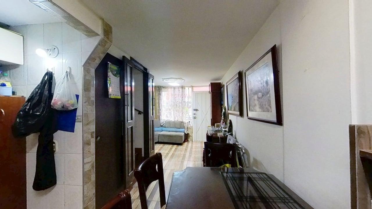 CASA EN VENTA DE TRES NIVELES EN ENGATIVÁ CIUDADELA LA FLORIDA SABANA. - Imagen 3